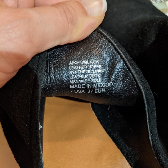 Charleston Shoe Co Aiken Bootie 7 black suede - Picture 3 of 9